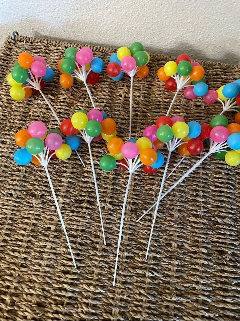 Vintage Balloon Bunch Cake Decorations set of 10!